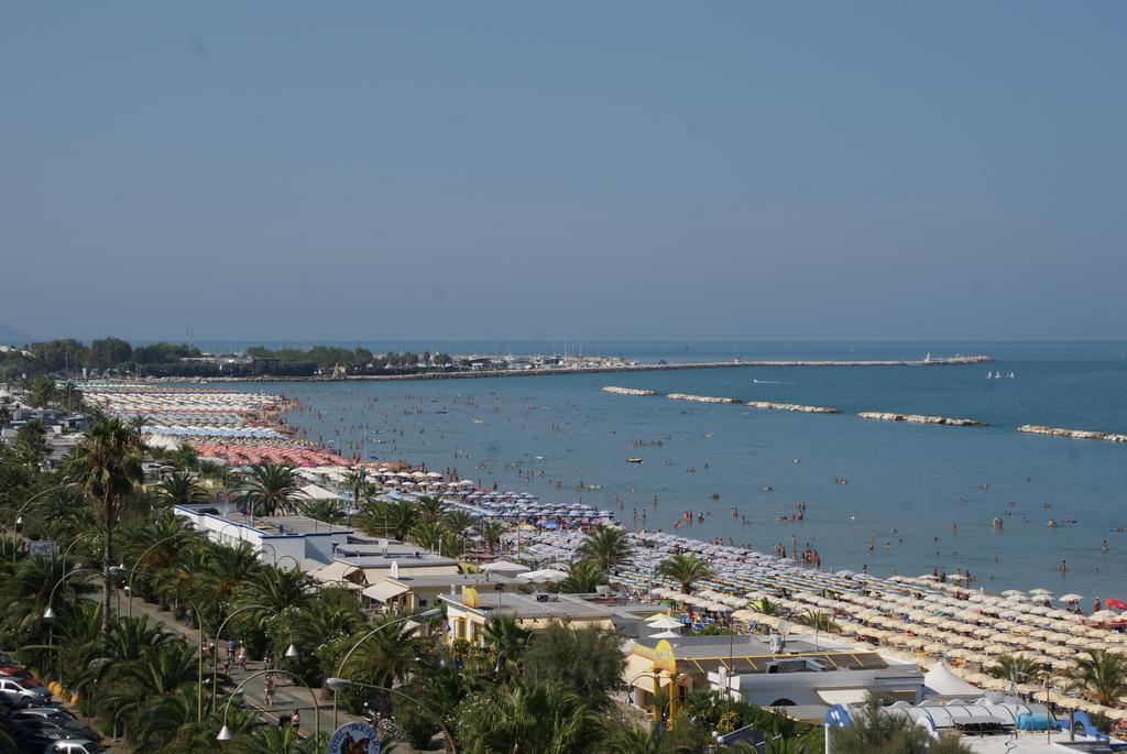 Casa Vacanze Villa Spina Сан Бенедето дел Тронто Екстериор снимка